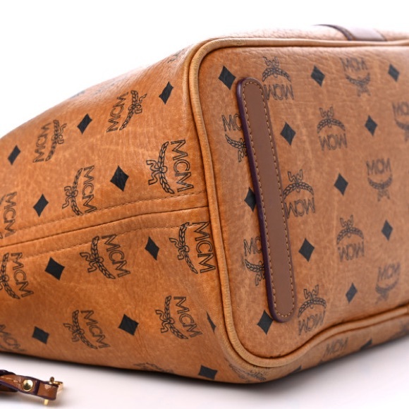 MCM
Visetos Medium Liz Reversible Shopper Tote Cognac - Picture 3 of 4